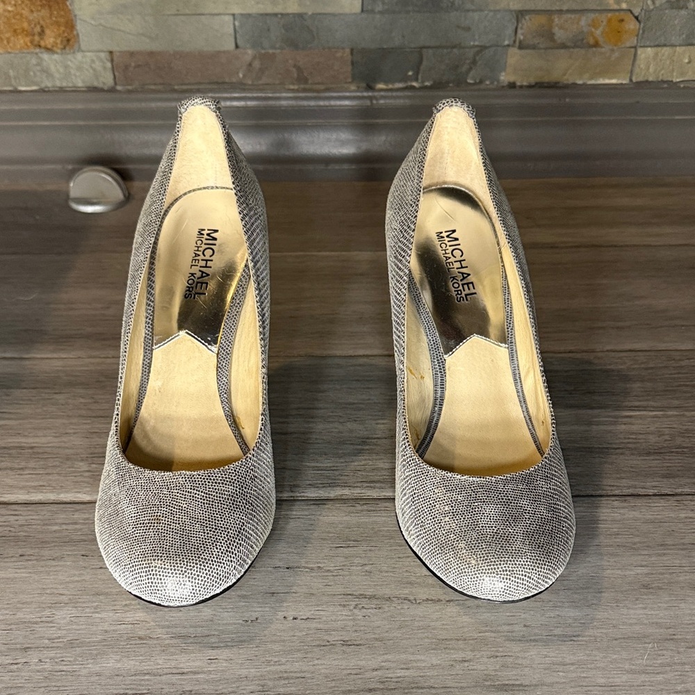 Michael Kors Silver Textured Heels